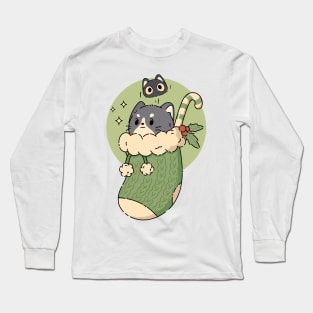 Tuxedo and Kitten Christmas | Green Long Sleeve T-Shirt